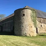 Prázdninový dům Du Petit Manoir Au Chateau D'hemevez *