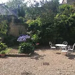 Du Petit Manoir Au Chateau D'hemevez Hemevez