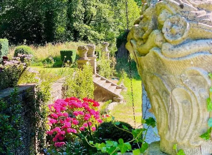 Du Petit Manoir Au Chateau D'hemevez Feriehus *